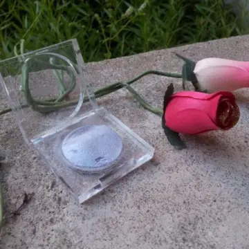 Fard à paupières, Revlon