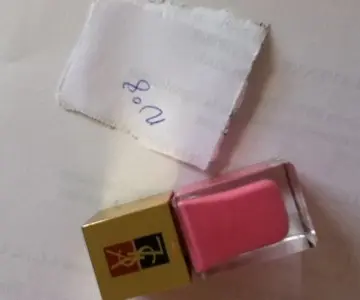 vernis, Yves Saint Laurent