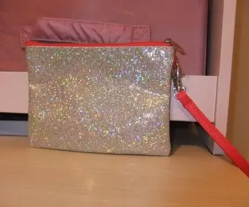 pochette nocibé, Nocibé