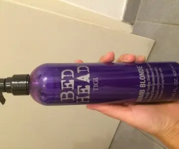 Shampoing Dumb Blonde, Tigi