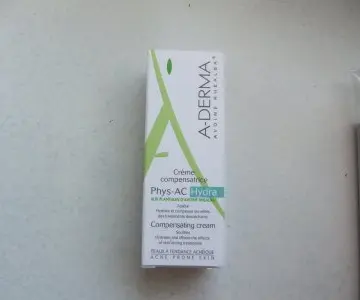 phys ac hydra, A-Derma