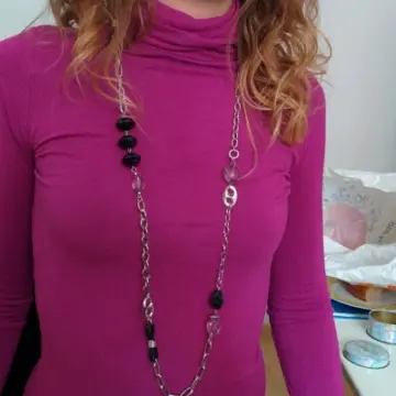 pendant gris et noir, Inconnue