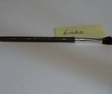 Pinceau yeux, Nocibé