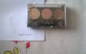 Fard à paupières, Pop Beauty