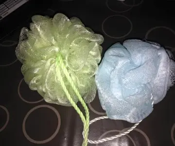fleur de douche, Inconnue