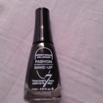 Vernis noir, Fashion Make Up