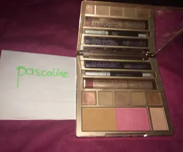Naked on the run, Urban Decay
