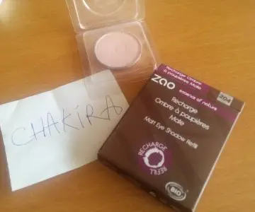 Fard à paupières, Zao Makeup
