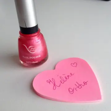 Vernis rose satiné, Vera valenti