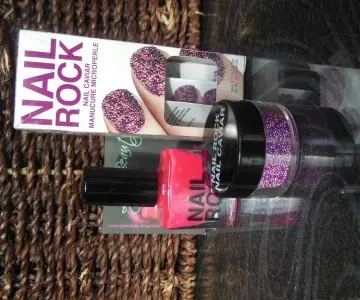 Nail caviar kit, Nails Rock