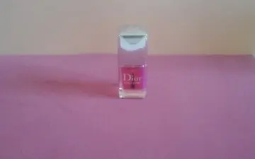 Dior nail glow, Dior