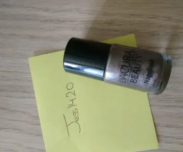 Vernis, Lacura