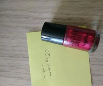 Vernis, Lacura