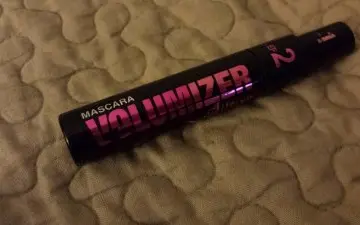 mascara 2 en 1, Inconnue