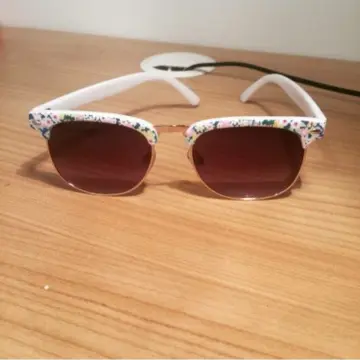 Lunettes de soleil, Primark