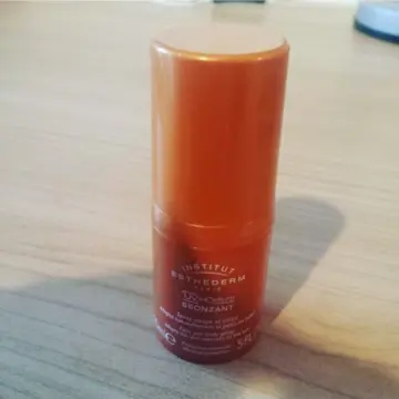UV in Cellium Bronzant, Esthederm