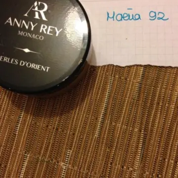 Perles d'orient, Anny Rey