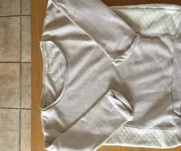 Sweat beige taille S, Bizzbee