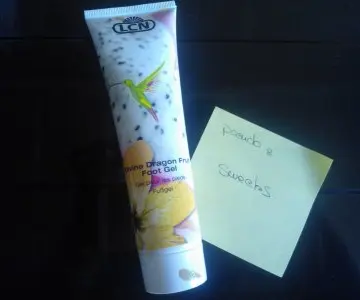 Gel pour les pieds, LCN