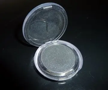 Ombre à paupière noire pailleté n°121, Sephora