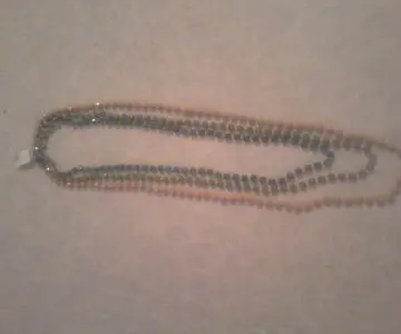 collier, Inconnue