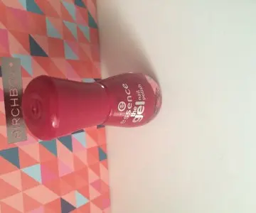 vernis essence, Essence