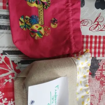 2 pochons l occitane, L'Occitane en Provence