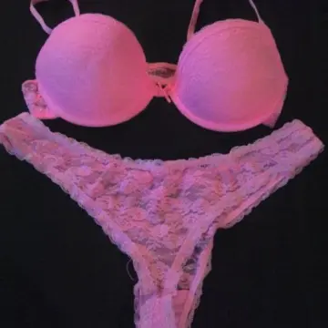 Ensemble lingerie, La Halle