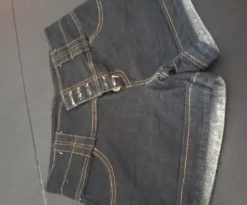 short, Inconnue