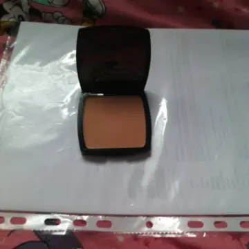 Poudre compact, PB Cosmetics