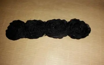 Pince Fleurs en tissu, Inconnue