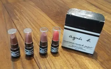 Rouges à levres miniatures, Agnès b.