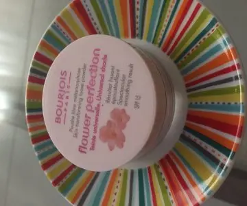 Poudre Flower Perfection, Bourjois