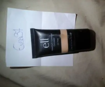 Anti cernes, Elf