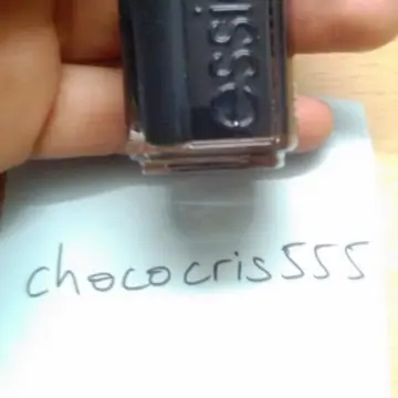 Vernis Mind your Mittens, Essie