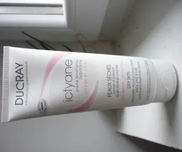 Crème émoliente hydratante, Ducray