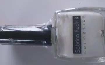 vernis a ongles, Sabrina Rudnick