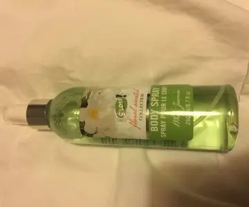 Spray pour le corps, Gloss