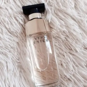Very Estée de Estée Lauder, Estée Lauder