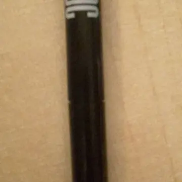 Matte Lipstick Trouble, LOC