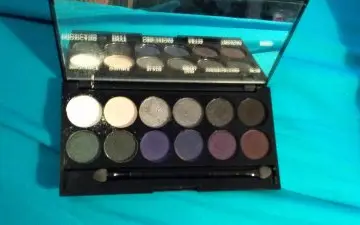 palette fards à paupieres sleek "bad girl", Sleek MakeUP