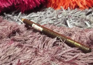 Crayon étoilé, Peggy Sage