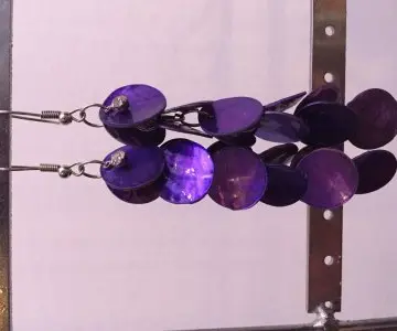 Boucle d'oreille, Inconnue