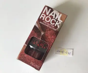 Nail rock, Nails Rock