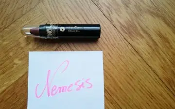 crayon gloss, Mirenesse