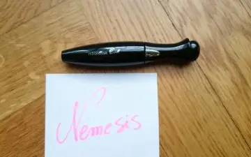 Mascara noir, Mirenesse