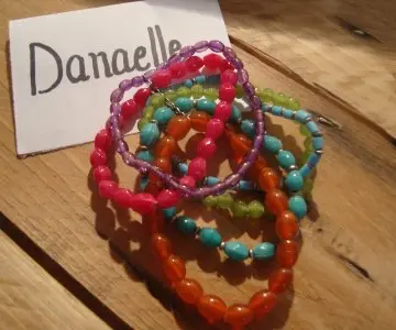 Bracelet tons pastels, Friperie