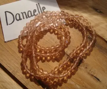 Bracelet/collier ton nude, Friperie