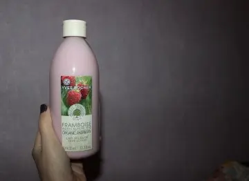Lait pour le corps framboise, Yves Rocher