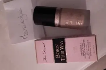 Fond de teint, Too Faced